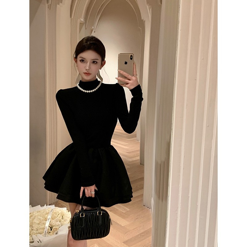 Black Half Turtleneck Knitted Dress for Women in Autumn and Winter, Waist-Cinching A-Line Tutu Skirt, Short Skirt with Bottoming Little Black Skirt Black Half Turtleneck Knitted Dress for Women in Autumn and Winter, Waist-Cinching A-Line Tutu Skirt, Short Skirt with Bottoming Little Black Skirt