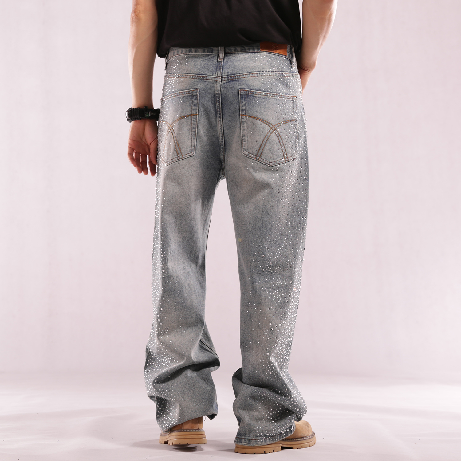 Amazon comercio exterior una agencia de industria pesada caliente de diamantes estrellas vacías de perforación jeans rectos masculinos sueltos AliExpress Europa y América