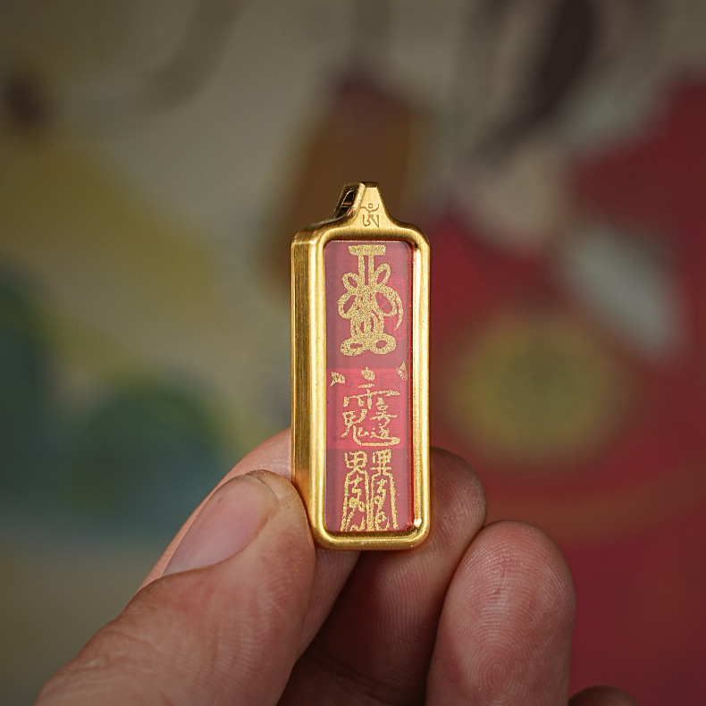 THANGKA 펜던트 티베트어 손으로 그린 부처님 캐리 온 골드 룬 작은 THANGKA GAWU 박스 바디 보호 축복