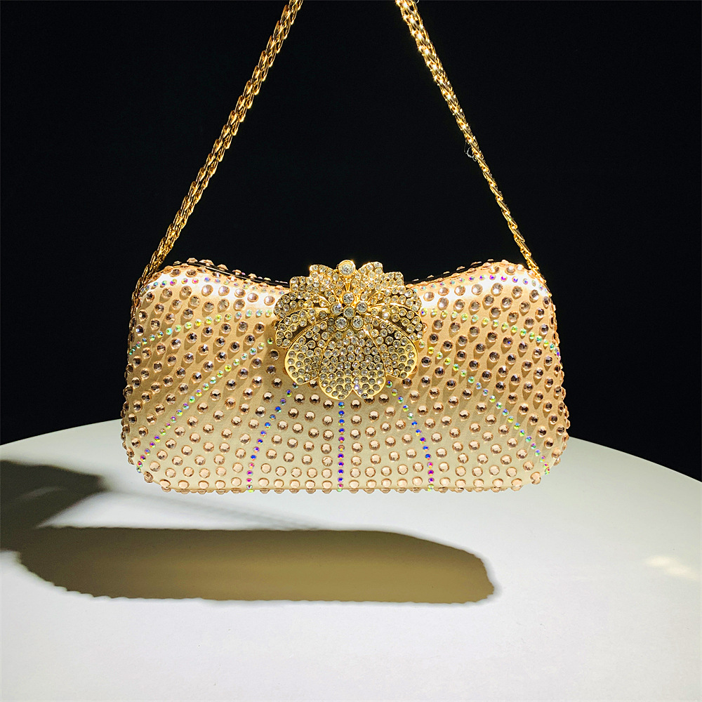 420g Weight Polyester Lining Material Lock clasp Closure Type Chain Strap Type Crossbody Bag, Evening Bag Bags Type Party Occasion Polyester Material Flower Pattern All Seasons Season Women's Gender Diamond Design Elegant Style Shell Shape Gold, Silver, Black Color Gold Silver Black Polyester Flower Shell Evening Bags 5