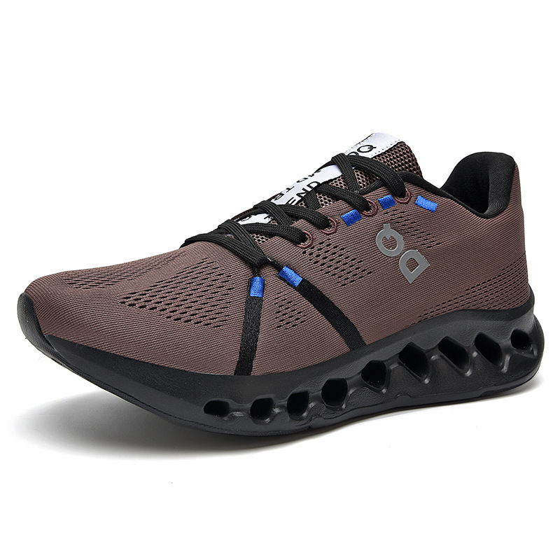 Zapatos de hombre 2024 verano nuevos zapatos de tejido ligero transpirable moda casual zapatos deportivos de correr zapatos de malla de coco zapatos de moda