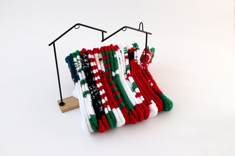 Knitted Christmas socks nihaostyle clothing wholesale NSFN69296