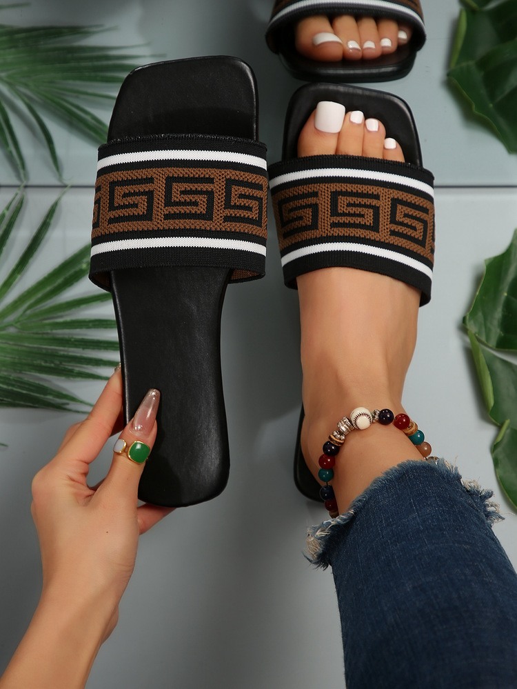 Women's Flat Sandals, Summer New Style, Simple European And American Style, Plus Size, Fashionable English Color Blocking, Casual Sandals._vogvips.com