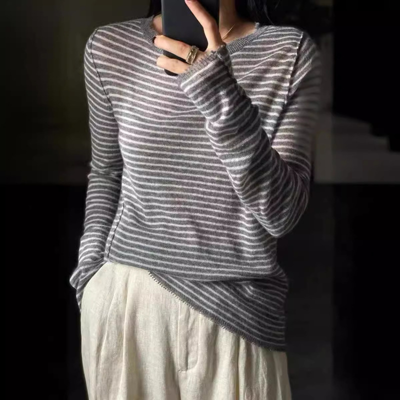 Meinuo worsted ultra-fine bottoming shirt for women 2023 spring black and white striped sweater niche design sense light and thin