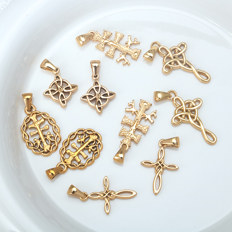 1 Piece Quantity 304 Stainless Steel Material 1 Piece 13 * 23mm 15*18mm 16*23mm 304 Stainless Steel Geometric Pendant