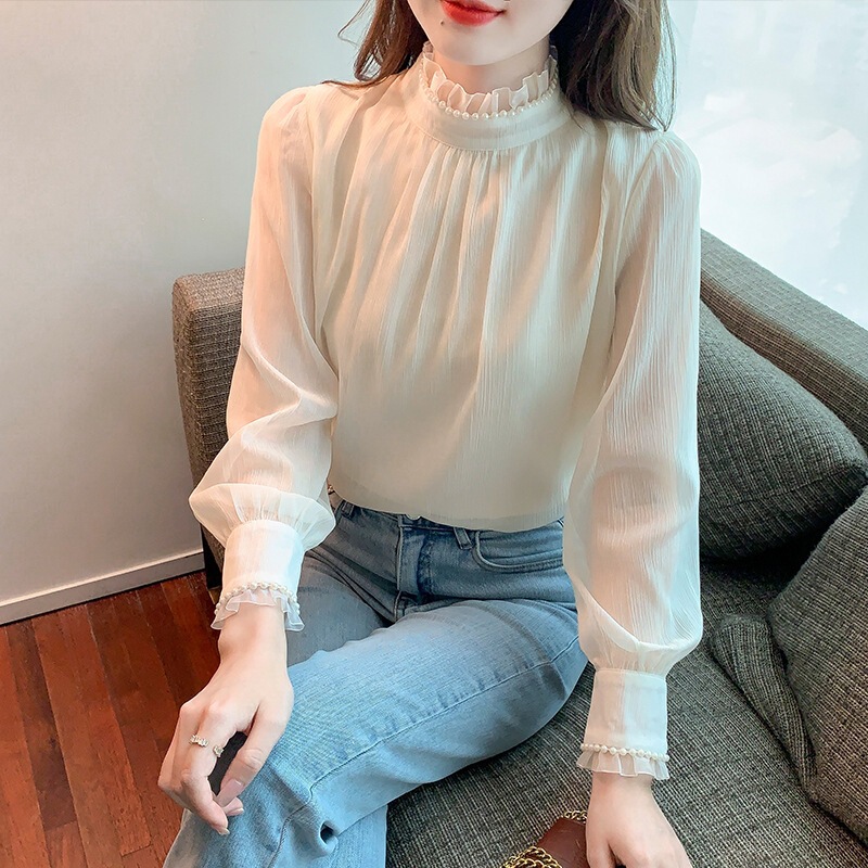 Versatile half-high collar lace base shirt for women, stylish spring and autumn inner wear with ruffled edges, loose-fitting, slimming and age-reducing top