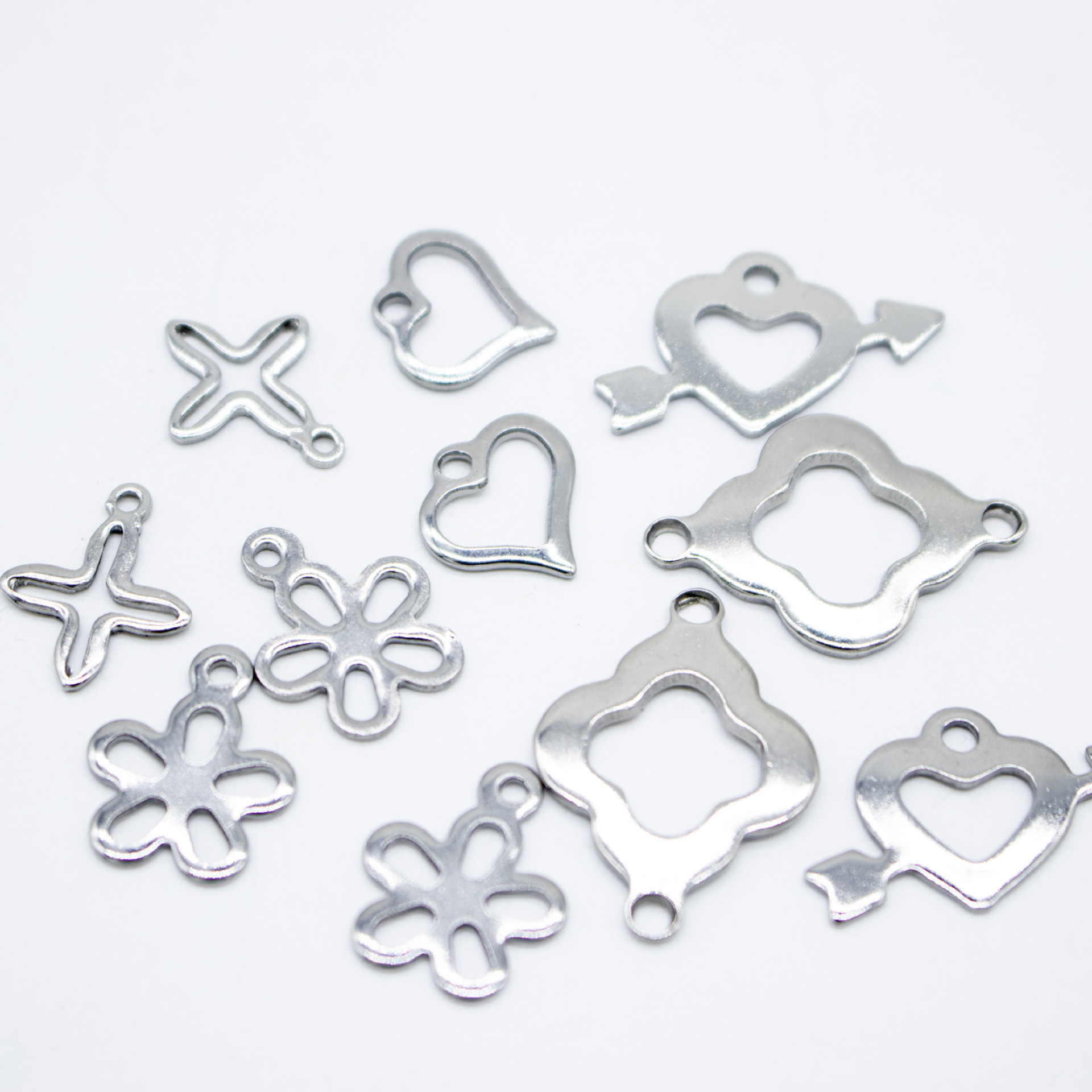 镜面磨光不锈钢心形项坠 花朵吊坠镂空十字尾坠 项链手链连接片