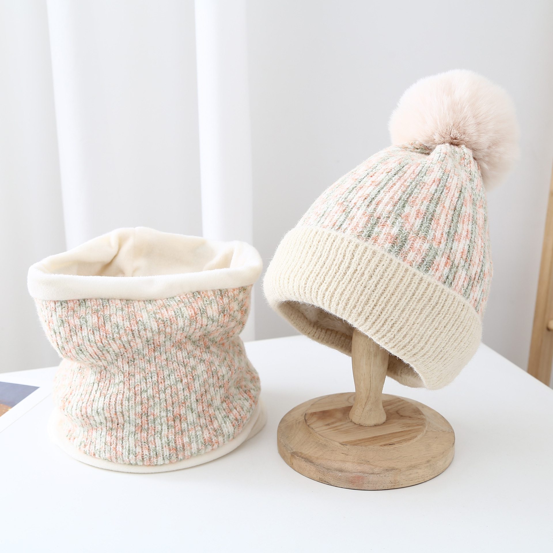 Estilo coreano sombrero bufanda conjunto de dos piezas de lana de las mujeres forrado de punto sombrero de lana sombrero de protección del oído cálido otoño e invierno Jersey sombrero de invierno de moda image 10