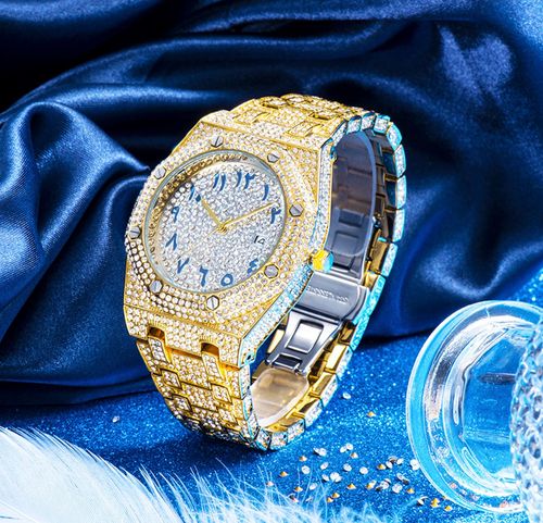 MISSFOX watch brand European and American hip-hop high-end full diamond waterproof calendar men's watch drop shipping