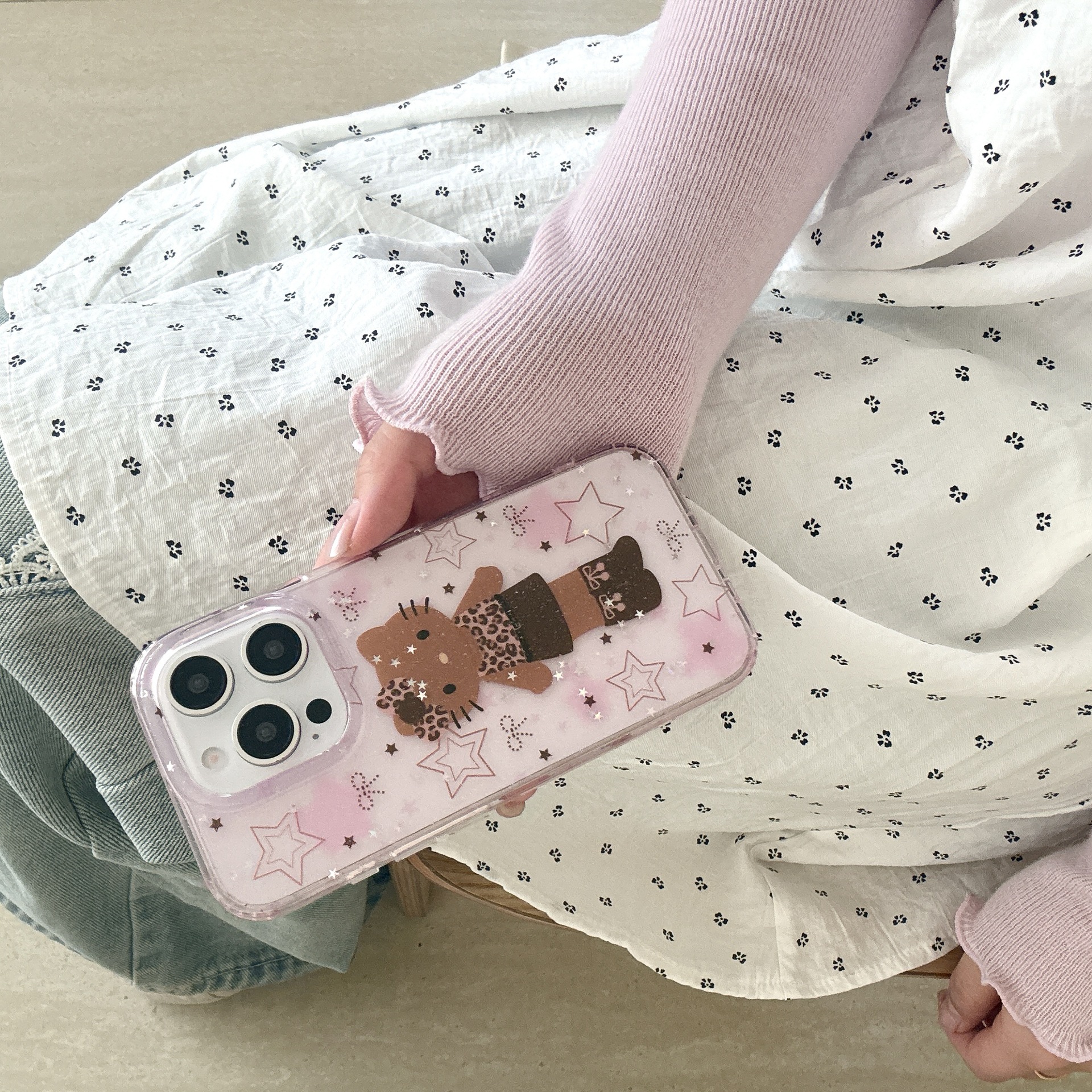 Summer Red Red New Flash Diamond Star Leopard Print Adecuado para Apple 15ProMax Funda para teléfono móvil 16Pro Mujer 14/13 Nuevo