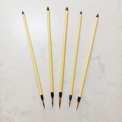 Fine brushwork with weasel hair brush, yellow handle, blooming branches with lively lines, leaf veins, clothing texture brush, outlining, Chinese painting and calligraphy, thin gold script, copying scriptures