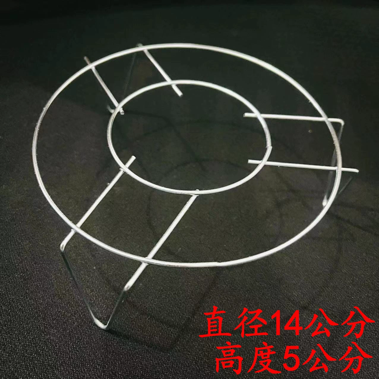 14cm Стойка для приготовления на пару Стойка для рыбы на пару Треугольная тарелка для приготовления на пару Стойка для яиц на пару Рисоварка Стойка для овощей на пару Духовка с мерцанием Поставка одной юаня