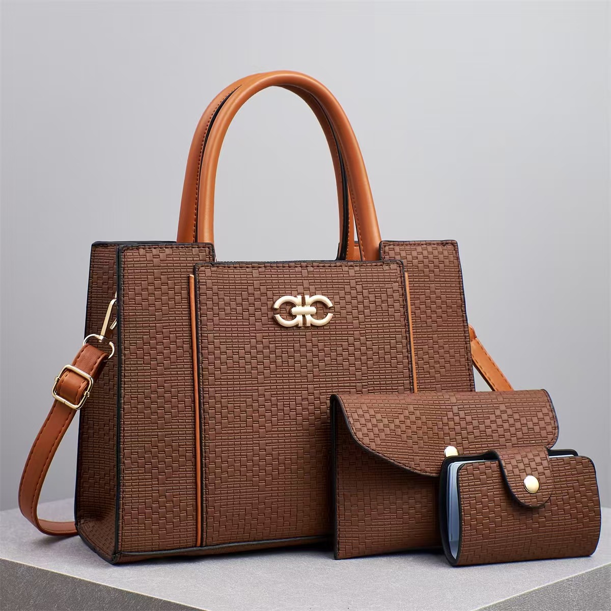 Bolso de mujer de moda de textura de cuero de alta gama bolso de hombro único bolso de comercio exterior bolsa de compras de gran capacidad bolso especial de flores antiguas