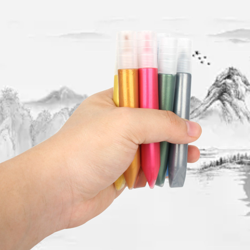 Three dimensional glass pigment photo frame
