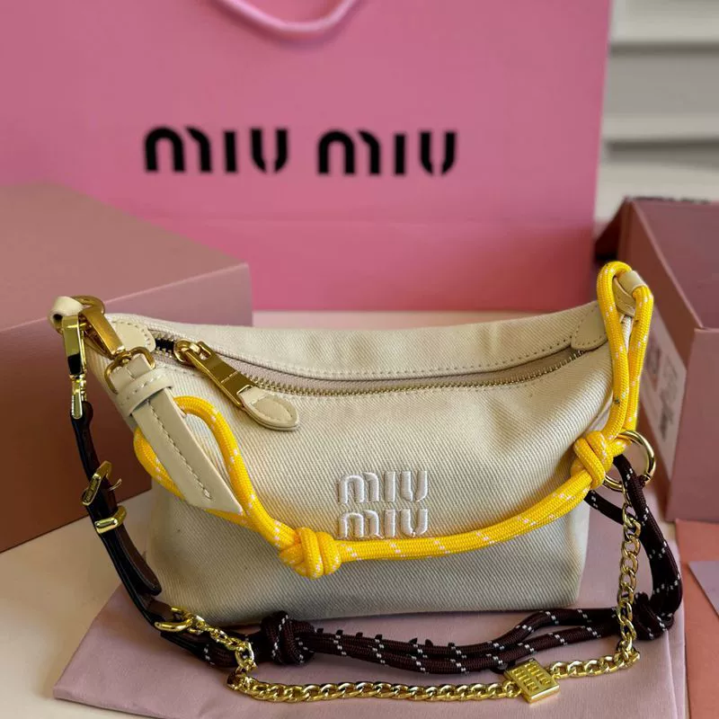 Straps, lunch box, shoulder bag
