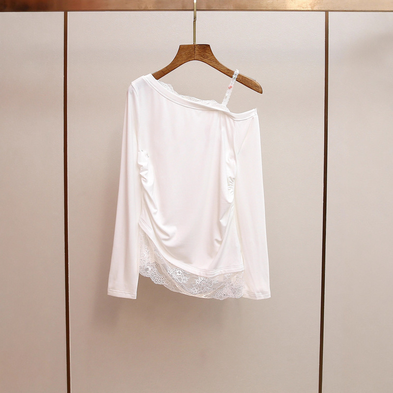 Shenzhen Nanyou Classy Women's Autum New French Age-Reducing Style Sexy Loose Lace Off-Shoulder Long-Sleeved T-Shirt for Women