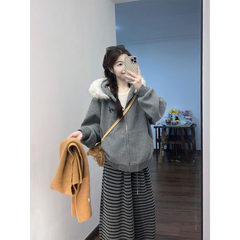 2026 Autumn and Winter New American Retro Style Hooded Sweatshirt Jacket with Fur Collar Design and Thickened Zipper