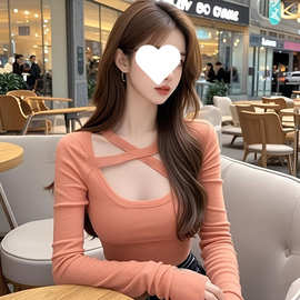 纯欲甜辣风方领交叉长袖T恤上衣女秋冬新款修身显瘦内搭打底衫