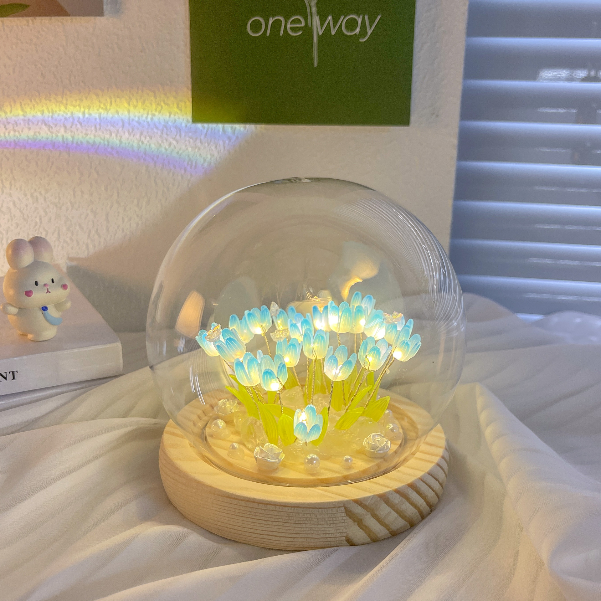Luz nocturna de tulipanes de celebridad de internet, lámpara de ambiente de escritorio con material DIY hecho a mano, adorno, regalo para el Festival Qixi