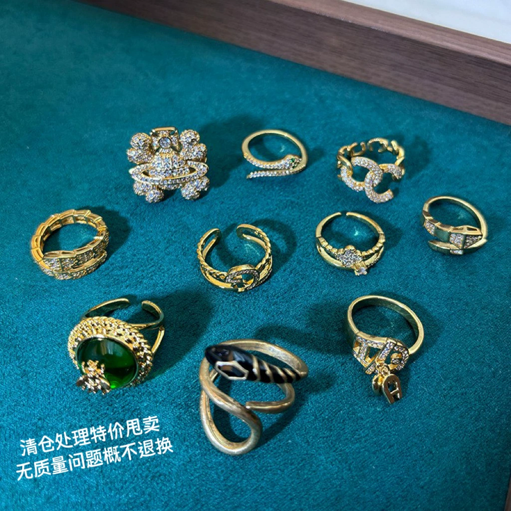 Qingdao Medieval Jewelry, Retro Glass Ring, Personalized Niche Artwork Ring, Copper Plated Russian Gold Hand Jewelry