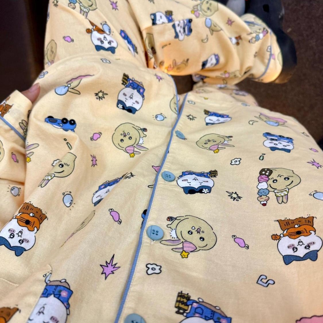 Pijamas japoneses para mujeres nuevos lindos dibujos animados, gemidos, Jikawa dulce conjunto de ropa casera, primavera comercio exterior al por mayor