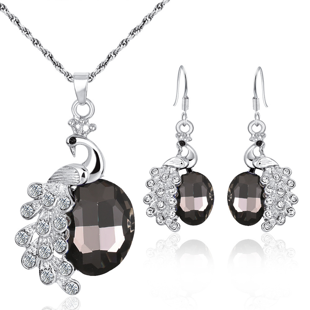 Traje de joyería de perlas de diamantes de Venta caliente transfronteriza temperamento de moda de mujer flor geométrica gota de agua collar pendientes traje