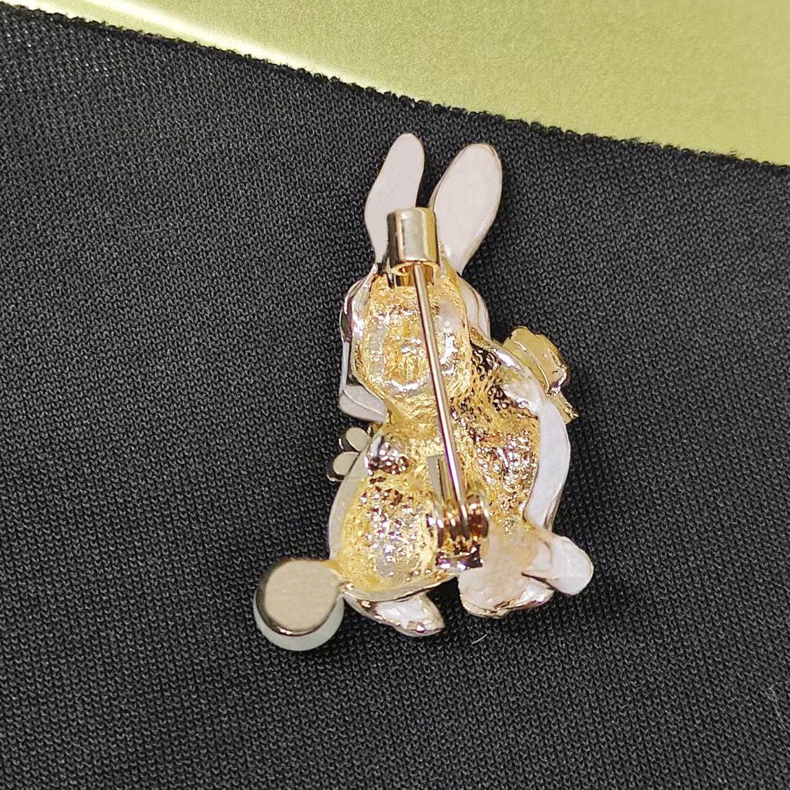 7db8a20a7af9e4d4cd110db5a730f0