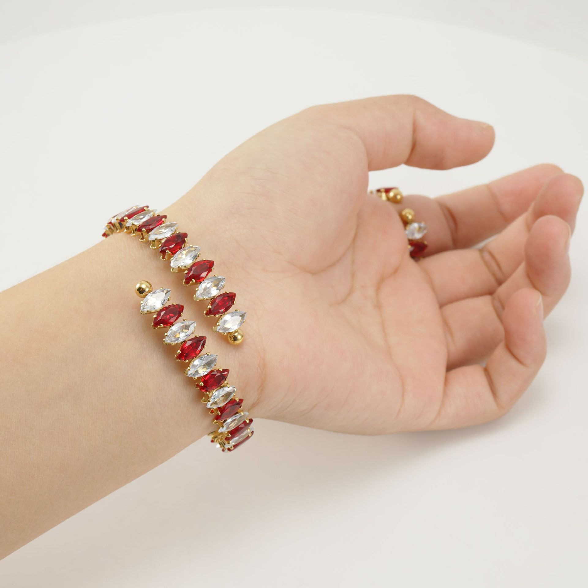 12g Weight Zircon Inlay Material Bracelets Classification Stainless Steel Vintage Style Geometric Oval Plating Inlay Zircon Bracelets