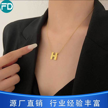 �羳�¿�P��朵����ٴ�r��HӢ����ĸ�� 18K�Ʒ���Sֱ�N