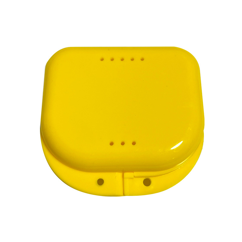 Caja de almacenamiento portátil para aparatos dentales invisibles de plástico, caja para guardar retenedores con orificios, venta al por mayor.