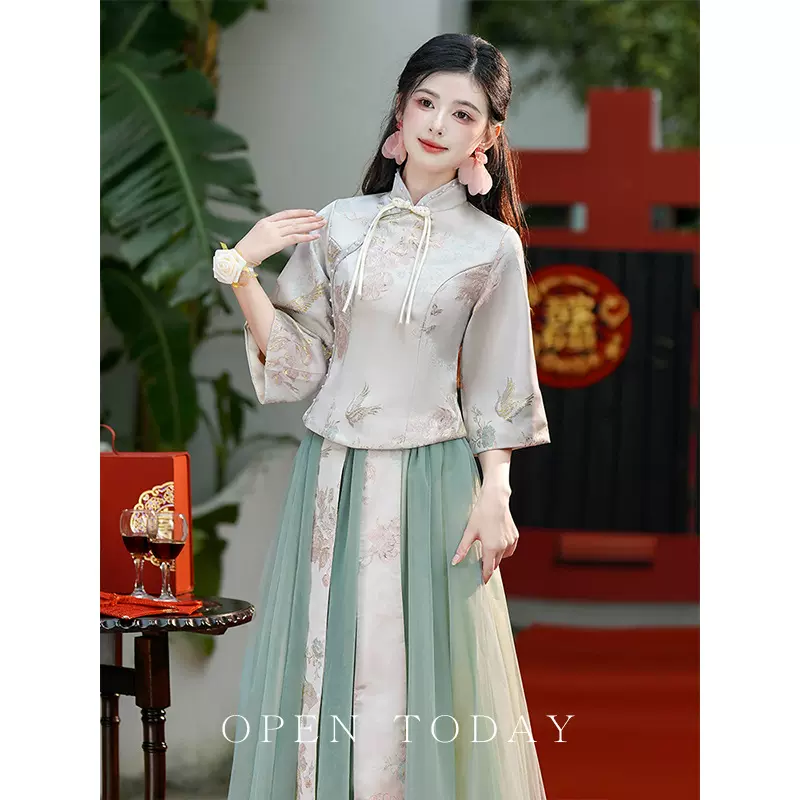 中国风新中式秀禾服礼服裙国风套装新款小众高级唐装伴娘服两件套