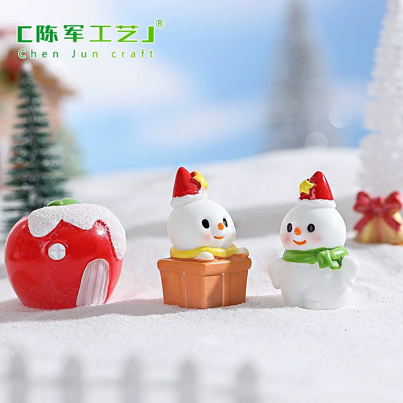 Cartoon cute doll, decorations with accessories, table accessory, micro landscape, DIY decoration