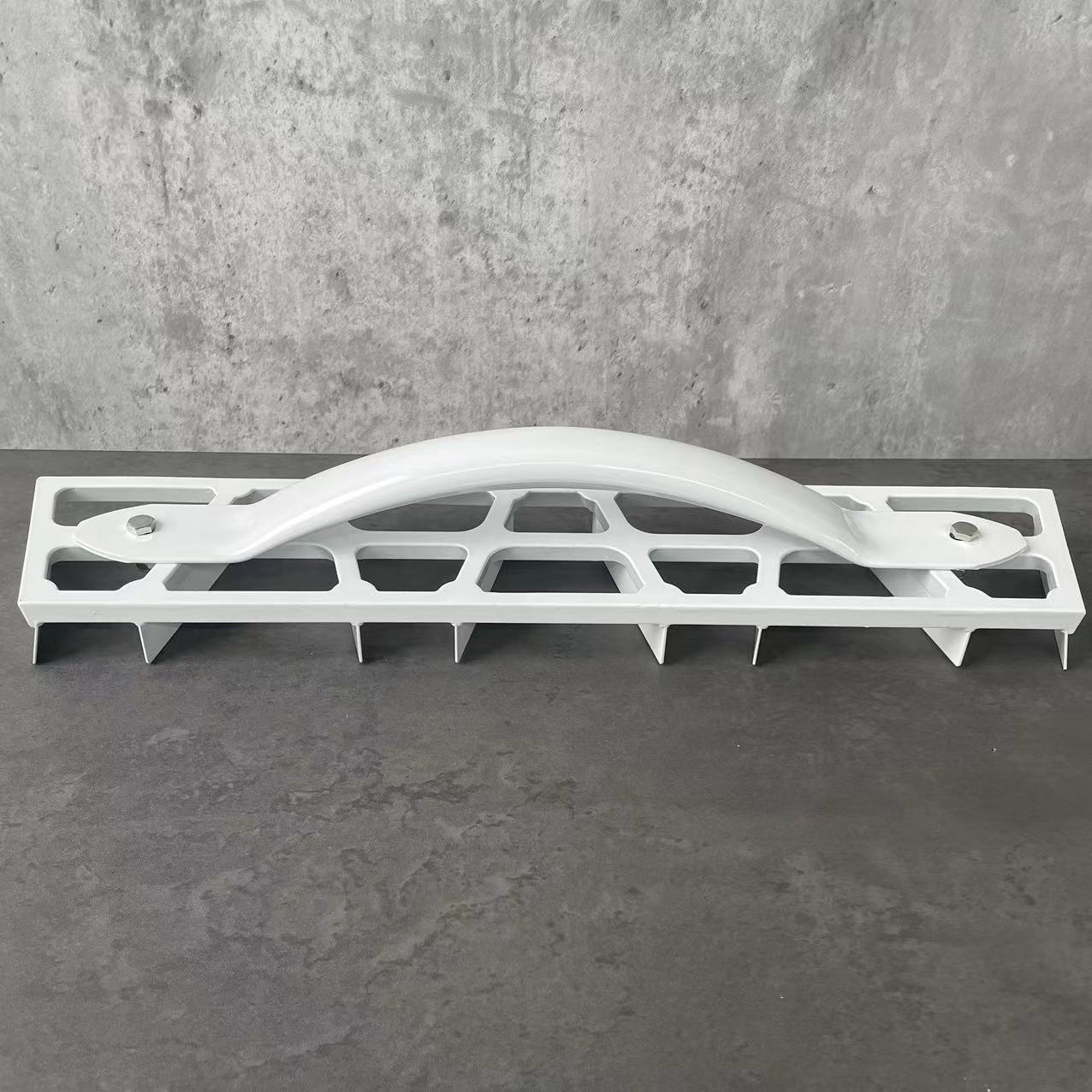 专业生产优质50#钢墙纸工具、干墙工具、颜色可根据客人要求