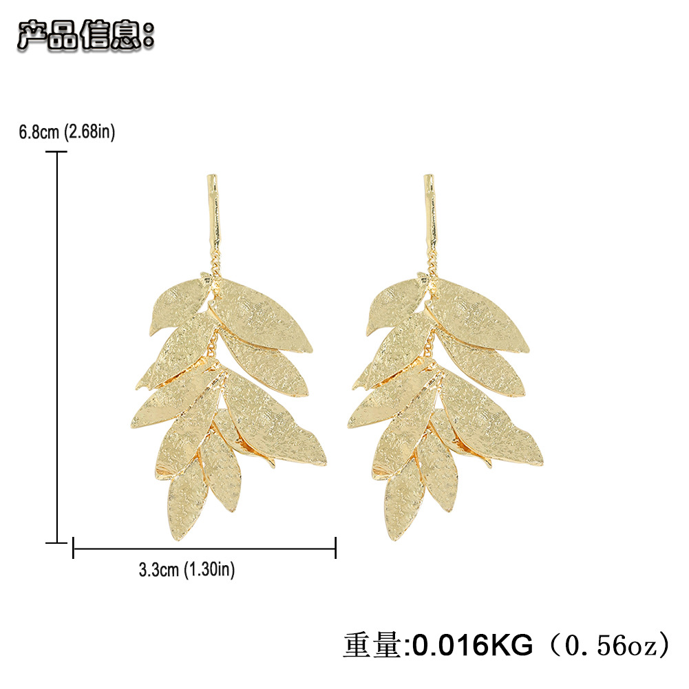 Wholesale Jewelry Embossed Leaf Drop Earrings Nihaojewelry display picture 2