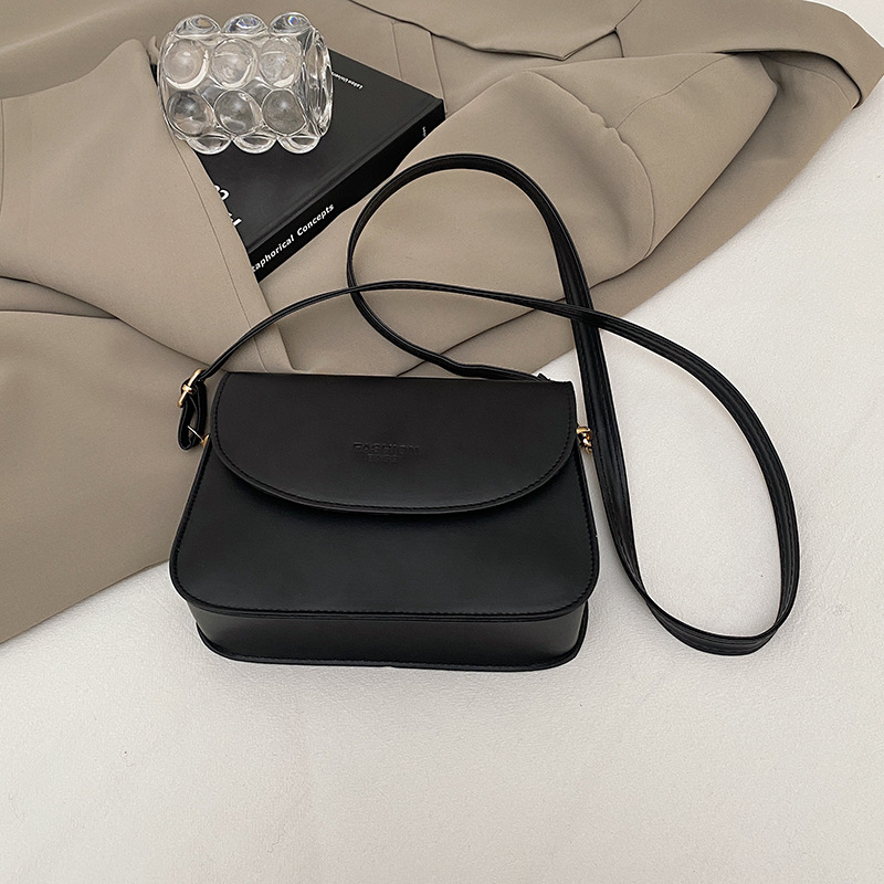 Bolso popular de este año 2024 nueva moda de verano, bolso de hombro universal de alto nivel, bolso de cinturón de color sólido