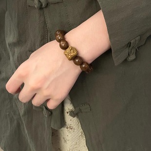 Golden Sandalwood with Green Sandalwood Lion Awakening Bracelet for Men and Women Sandalwood Wooden Buddhist Beads 12mm Single Circle Bracelet