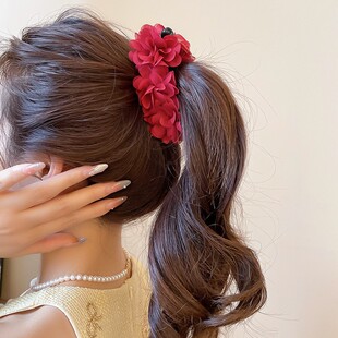 �ļ������Sɫ�����~���ͳ����㽶�AŮ�߼��к��X�׾W������һ�֊A