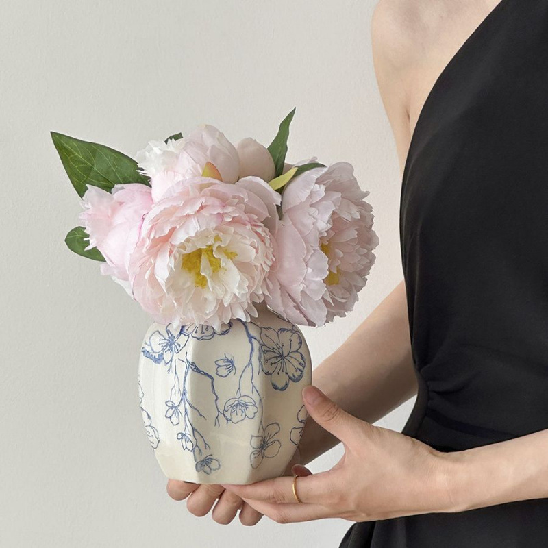 Nuevo jarrón de cerámica azul china nueva decoración de estilo chino sala de estar floral decoración de vestíbulo de estilo antiguo peonía floral
