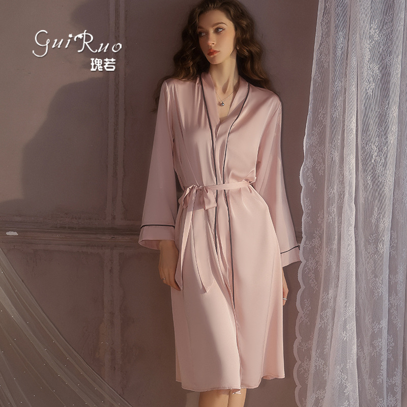 Graceful and Sexy, Light and Luxurious, Loose and Comfortable Satin Deep V Cardigan Lace-Up Long Bathrobe Outer Robe Home Set 5739