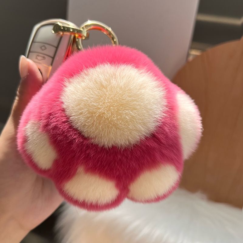 [Strawberry bear claw] real fur Rex rabbit fur cute little paw plush pendant cute schoolbag hanging gift