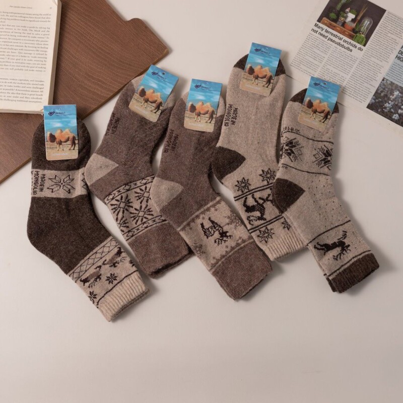 New Winter Women's Thickeneded and Longed Warm Wool Socks Retro Brown Mid-Calf Socks Terry Deer Cashmere Socks