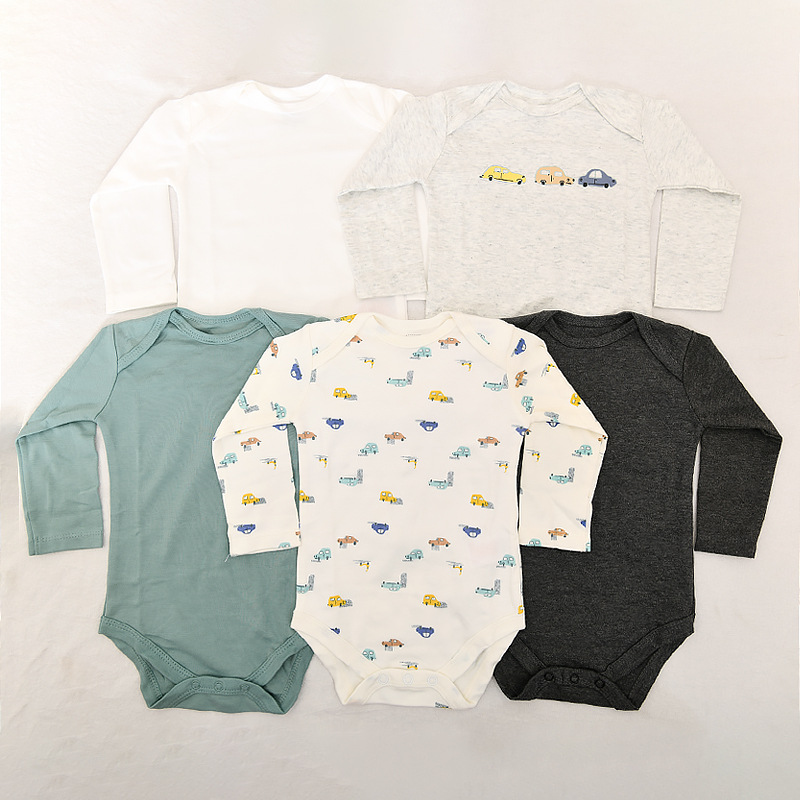 赤ちゃんの夏の服の5つのセットのワンピースの服は赤ちゃんのお尻の服を着ます。