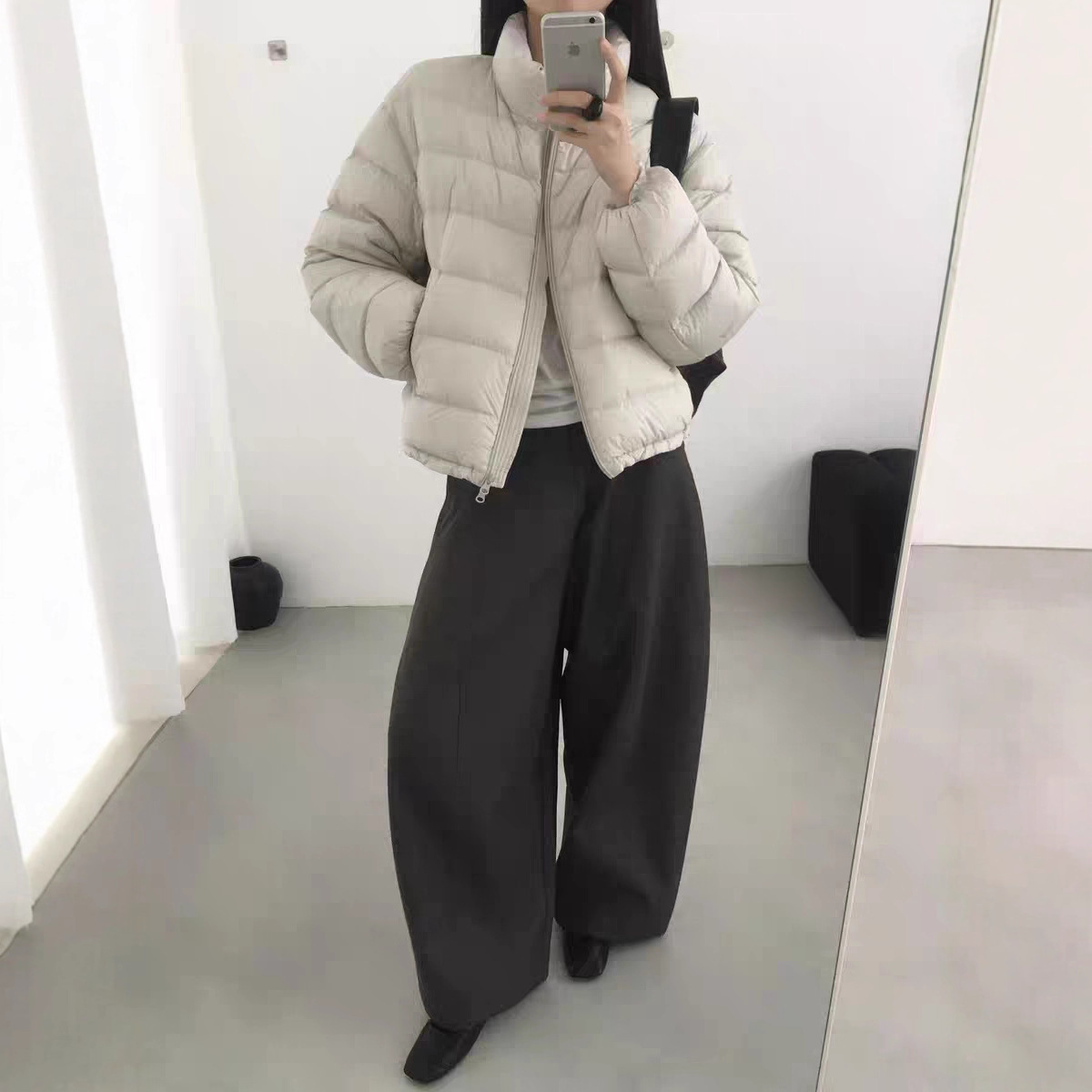 Women's down Jacket with Rib Design, 2025 New Winter Korean Version, Stand Collar, Loose Fit, Petite Size, White Duck down Puffer Coat, Trendy