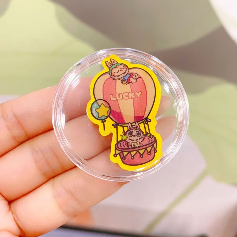 ラブブ labubu 携帯電話ステッカー 2mg 漫画かわいい新年幸運の色金フレーク水貝 999 純金卸売|undefined