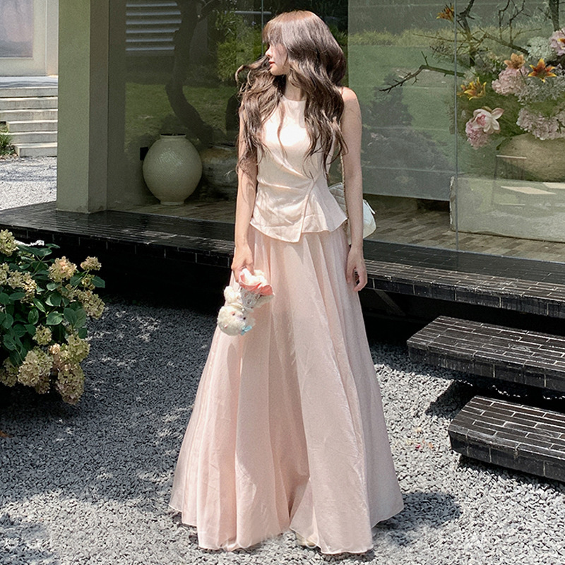 Irregular Pleated Pink Top with Layered Aesthetics, Tencel Linen Oversized Skirt Dress for Summer Commuting