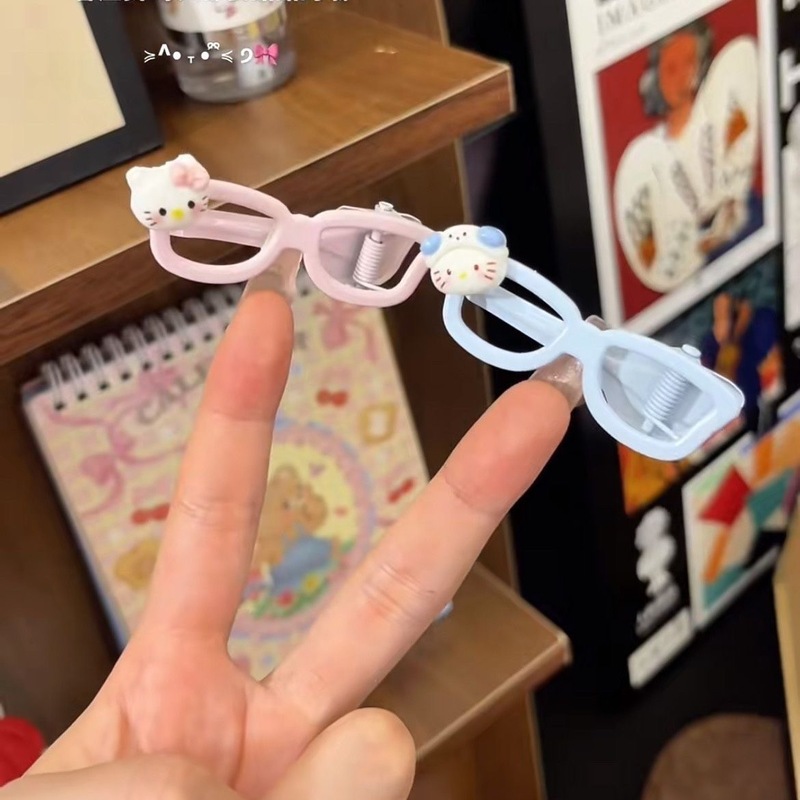 ネットの赤い金のかわいい図案の猫の甘い少女の前髪は子供の髪を挟んで漫画を挟みます。|undefined