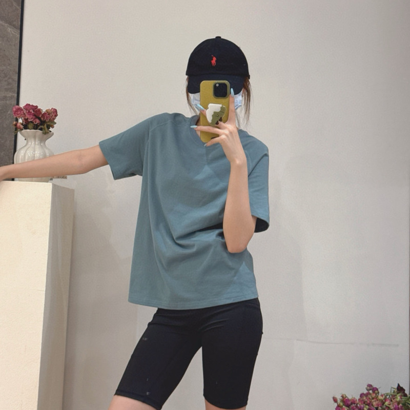 夏の新しいスタイルのシンプルでファッショナブルで多用途なルーズ半袖男性と女性の同じスタイルの快適で通気性のあるカジュアル T シャツ ss07075|undefined