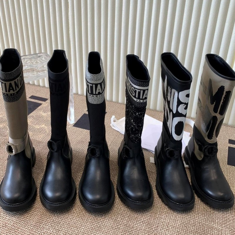 D Brand Knitted Over-The-Knee Boots for Women 2024 Autumn and Winter Embroidered Lettering Leather and Fur Integrated Riding Boots with Chunky Heels and Long Shafts D Brand Knitted Over-The-Knee Boots for Women 2024 Autumn and Winter Embroidered Lettering Leather and Fur Integrated Riding Boots with Chunky Heels and Long Shafts