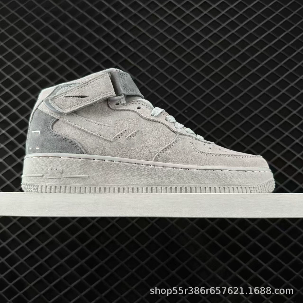 Air Force One Fleece-Lined Warm Skateboard Shoes Retro Fashion Casual Couple Non-Slip Versatile Men's and Women's Putian Sports Shoes Air Force One Fleece-Lined Warm Skateboard Shoes Retro Fashion Casual Couple Non-Slip Versatile Men's and Women's Putian Sports Shoes