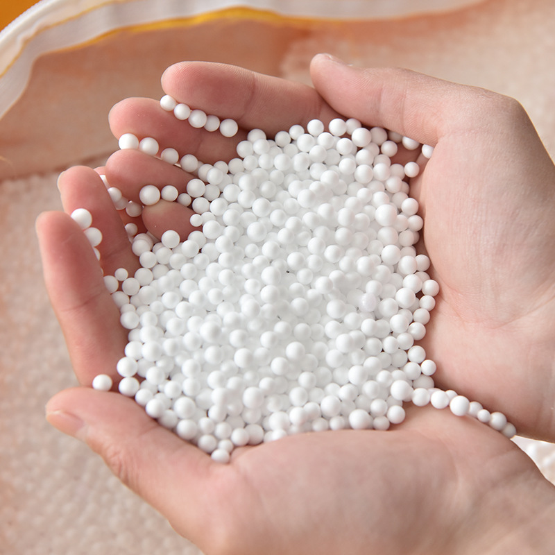 [white 5mm eps particles]